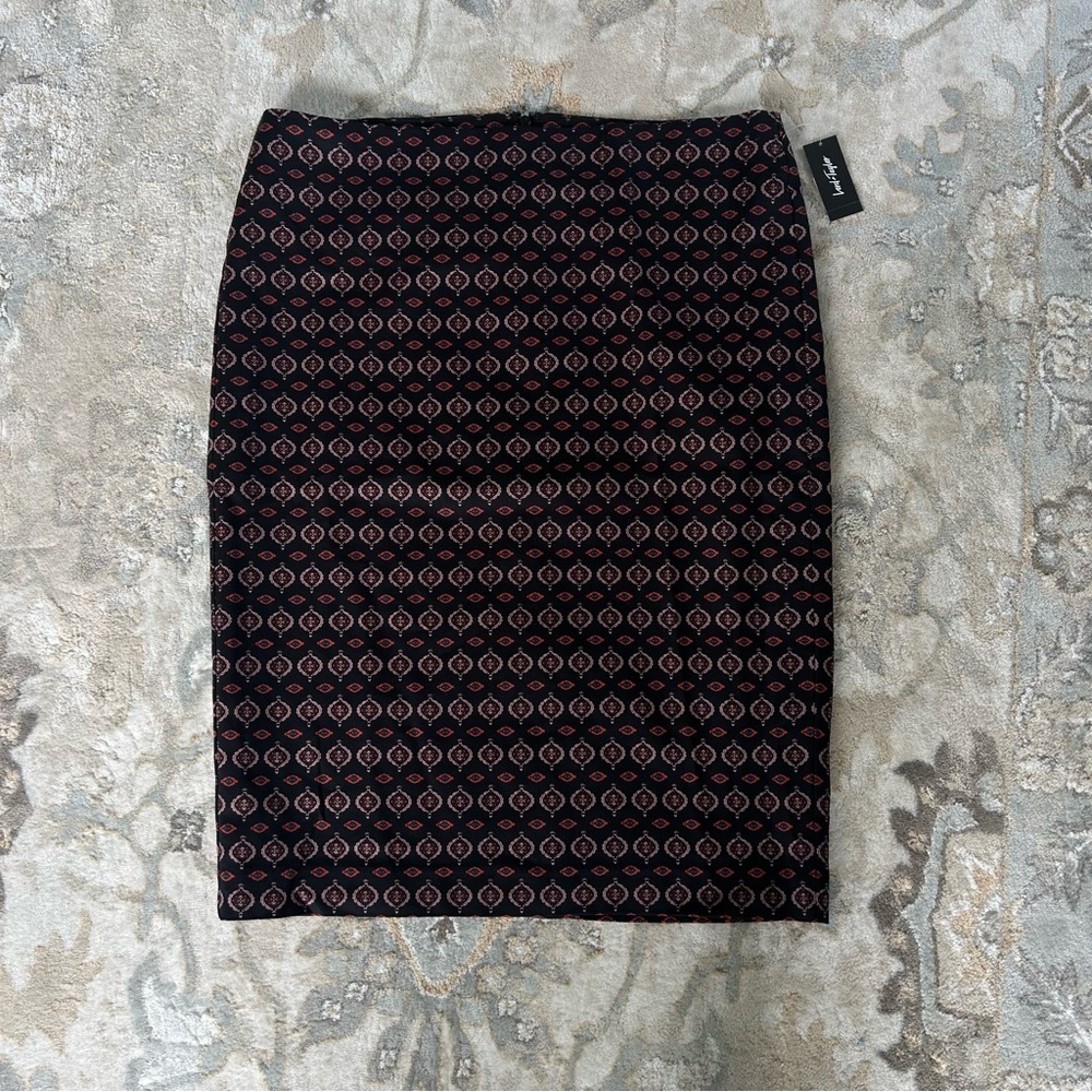 NWT Lord & Taylor printed knee length skirt